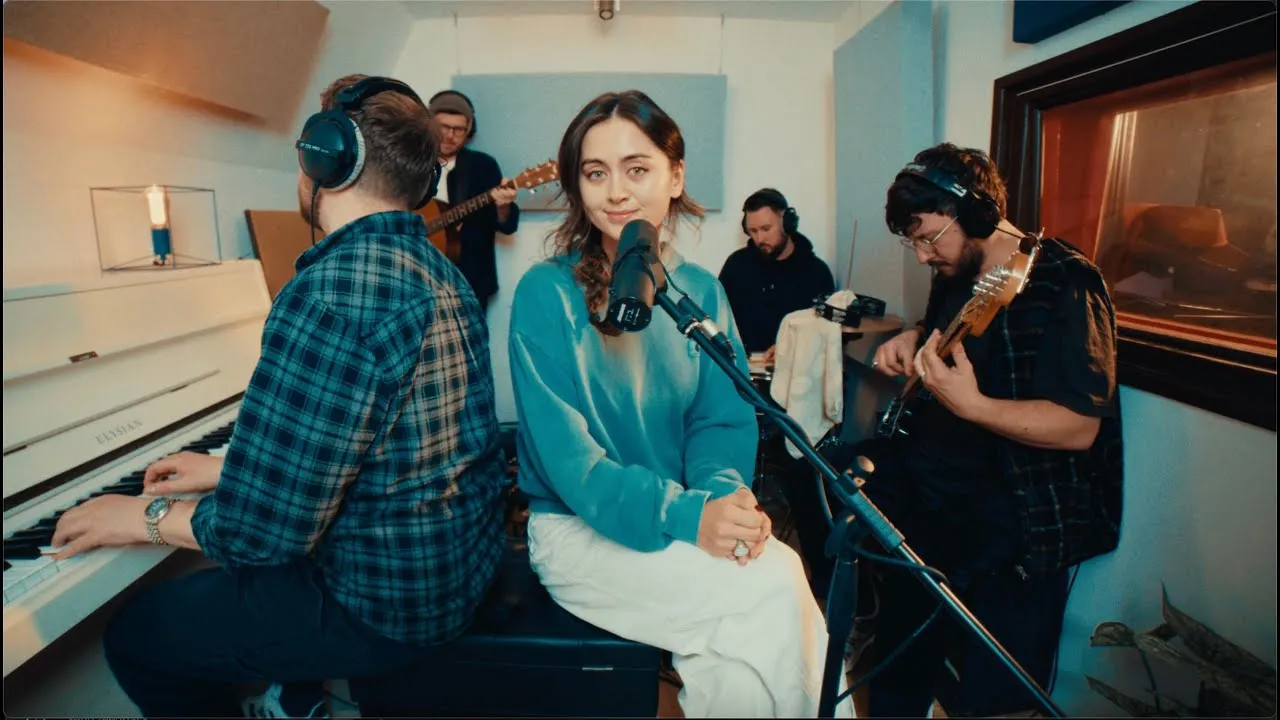 Jasmine Thompson Try To Wait Mp3 Download