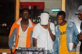 Hume Da Muzika  Thetha Nami Ft. Mr Thela Mp3 Download