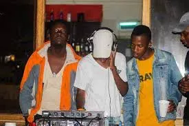Kabza De Small  Bamba La (Main Mix) ft Leehleza & Stokie Mp3 Download